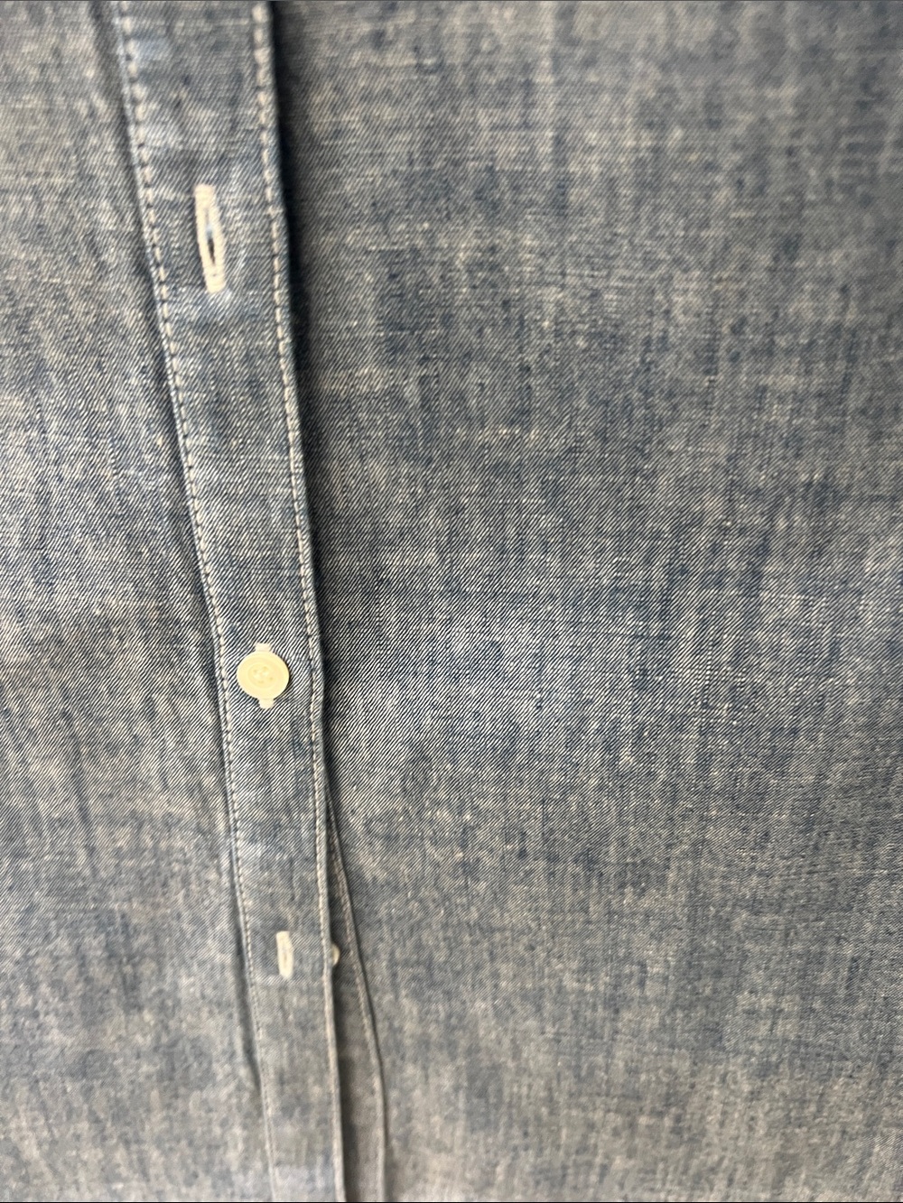 J. McLaughlin Denim-Style Chambray Shirt in Light Blue - Picture 4 of 8